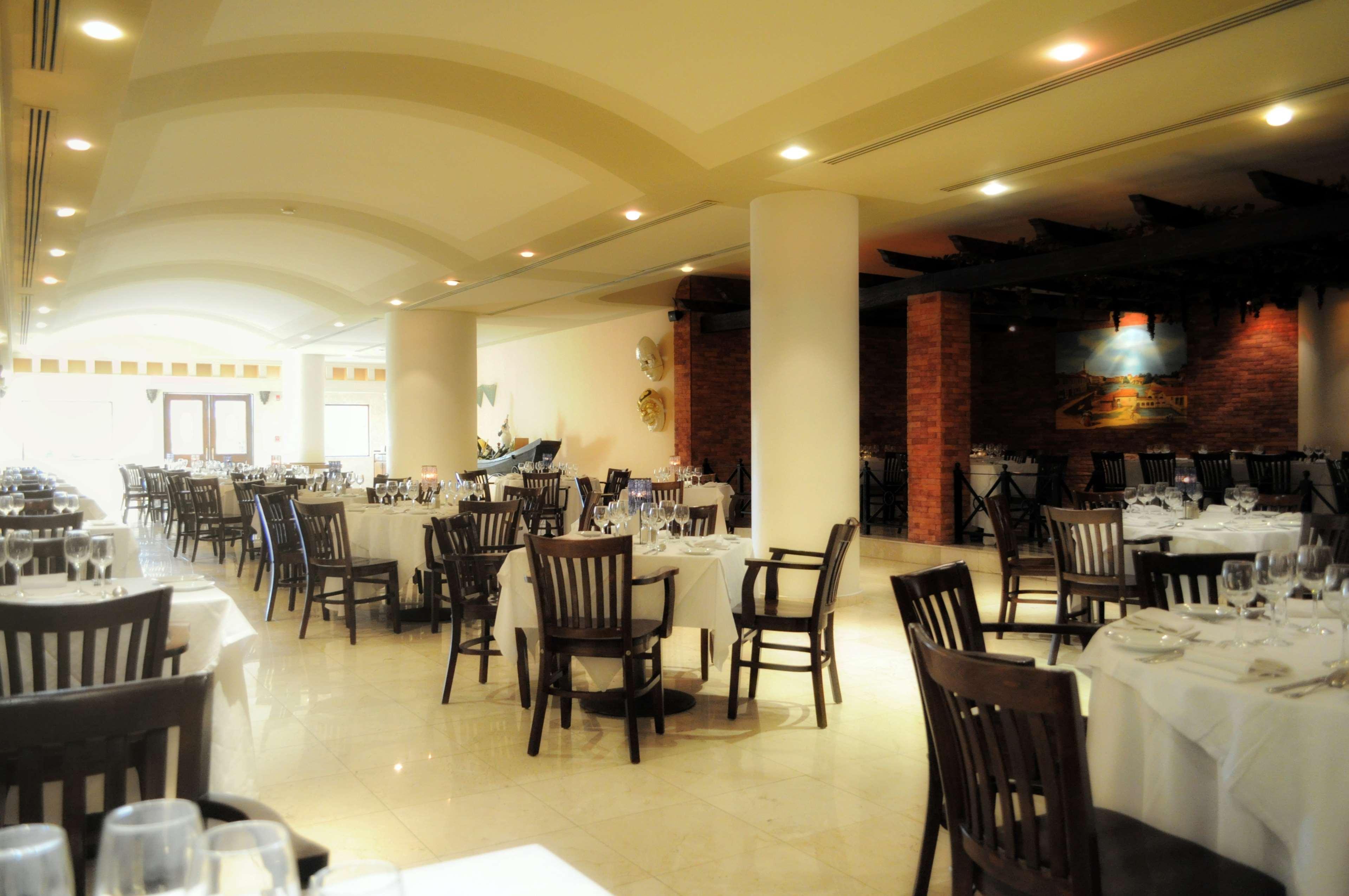 格兰法鲁洛斯卡沃斯巴塞罗酒店&度假村 San José del Cabo 外观 照片